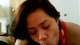 Chubby Filipina sucking dick and swallows cum at the end